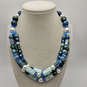 VINTAGE Avon South of France 1988 Lucite Plastic Beaded Teal Necklace